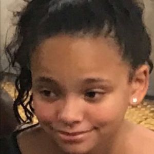 Meet your Posher, Annie